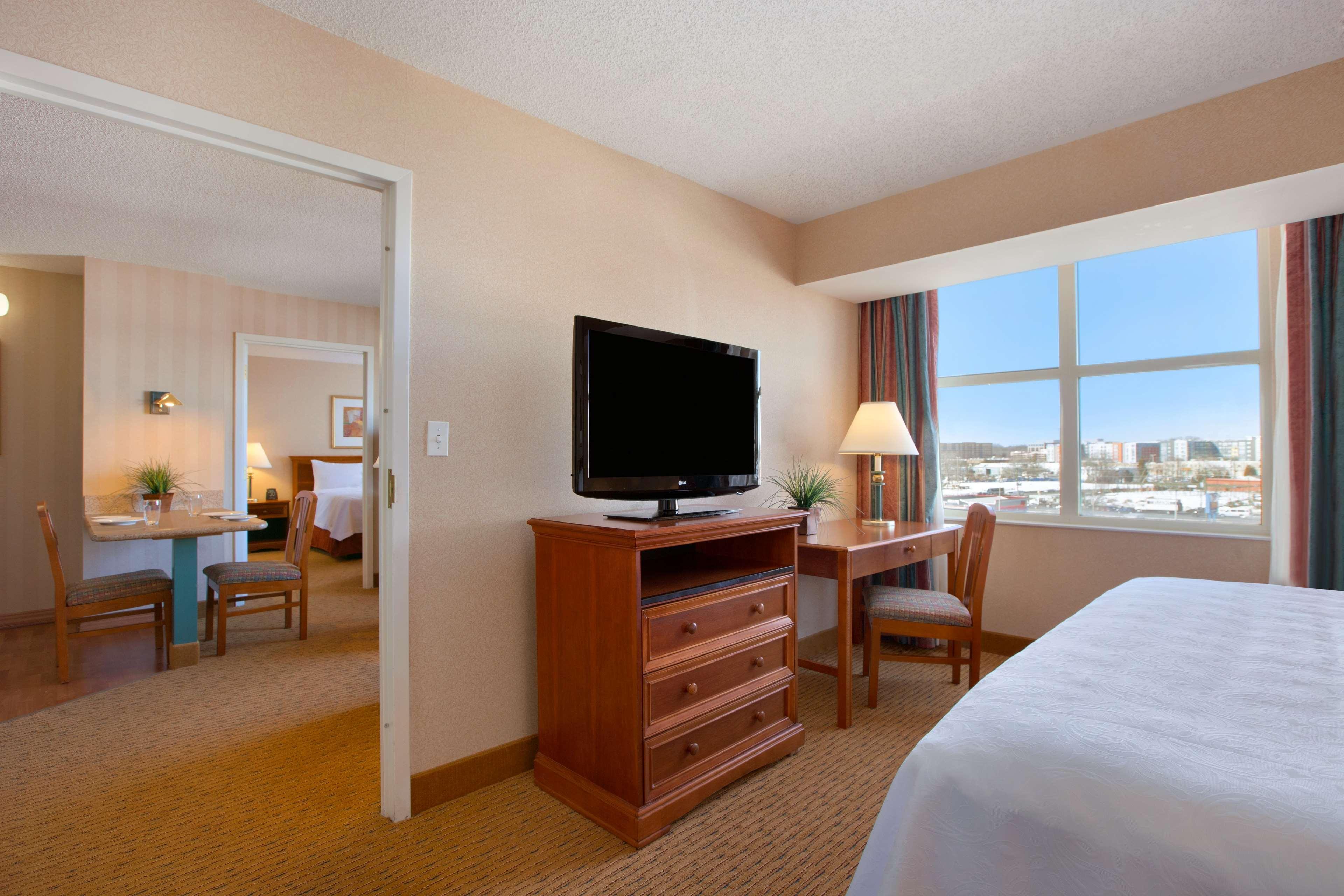 Homewood Suites By Hilton Falls Church Merrifield Exteriör bild