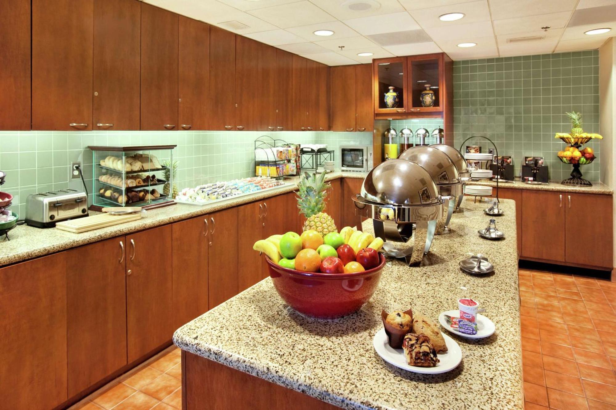 Homewood Suites By Hilton Falls Church Merrifield Exteriör bild